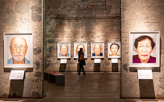 Ausstellung „SURVIVORS. Faces of Life after the Holocaust“
