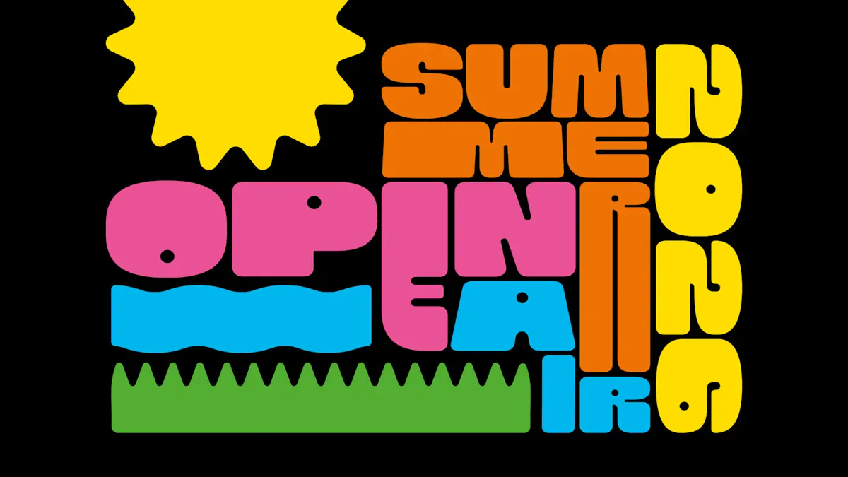 Bunte, grafische Illustration mit großen, verspielten Buchstaben in Orange, Pink, Blau und Gelb auf schwarzem Hintergrund. Links oben eine stilisierte gelbe Sonne mit Zacken, darunter blaue Wellenlinien und grüne Zacken, die an Gras erinnern. Die Buchstaben sind in mehreren Reihen angeordnet und füllen das gesamte Bild.